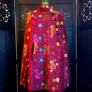 1960’s Floral Pattern Poncho Coat